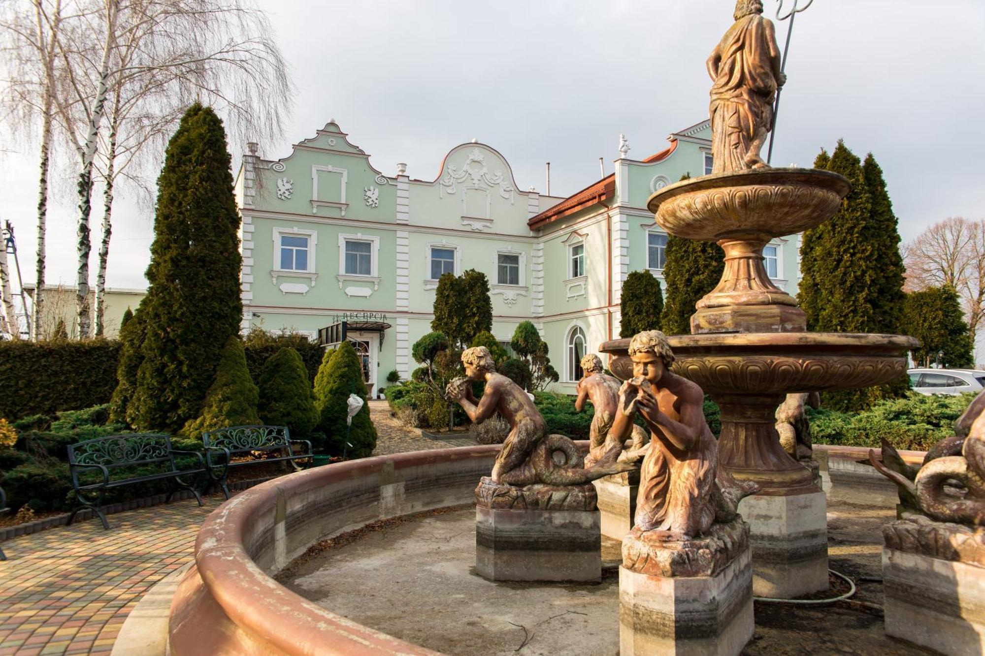 Hotel Napoleon Wroblew  Εξωτερικό φωτογραφία