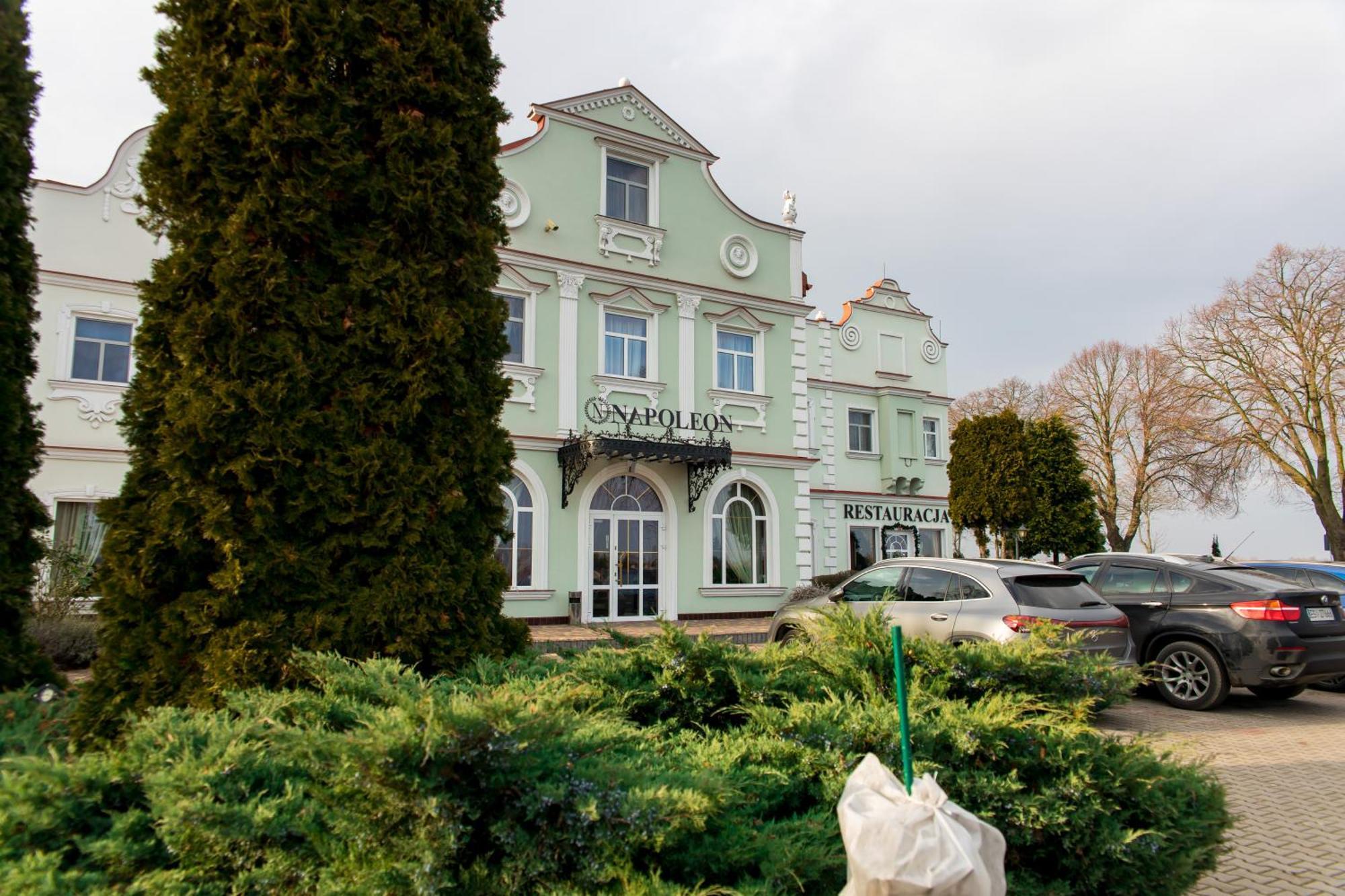 Hotel Napoleon Wroblew  Εξωτερικό φωτογραφία