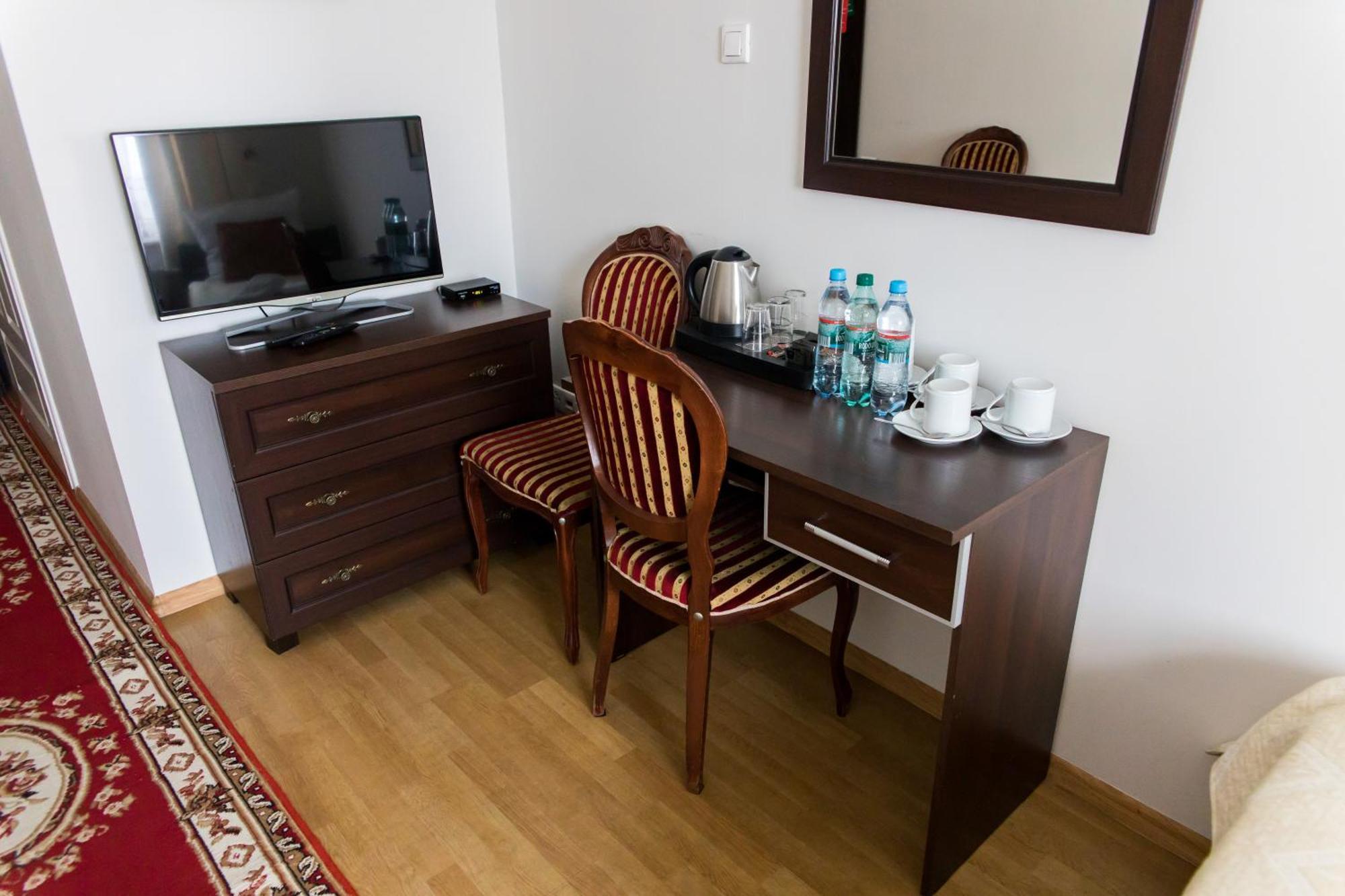 Hotel Napoleon Wroblew  Εξωτερικό φωτογραφία