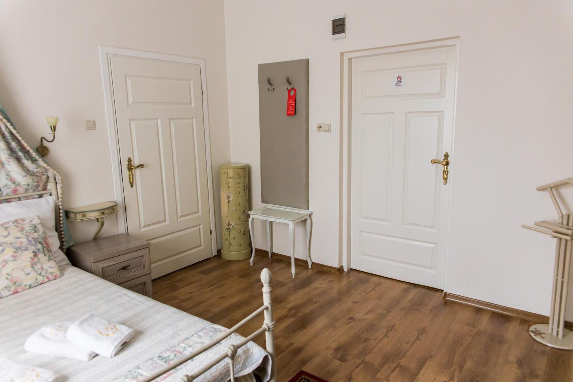 Hotel Napoleon Wroblew  Εξωτερικό φωτογραφία