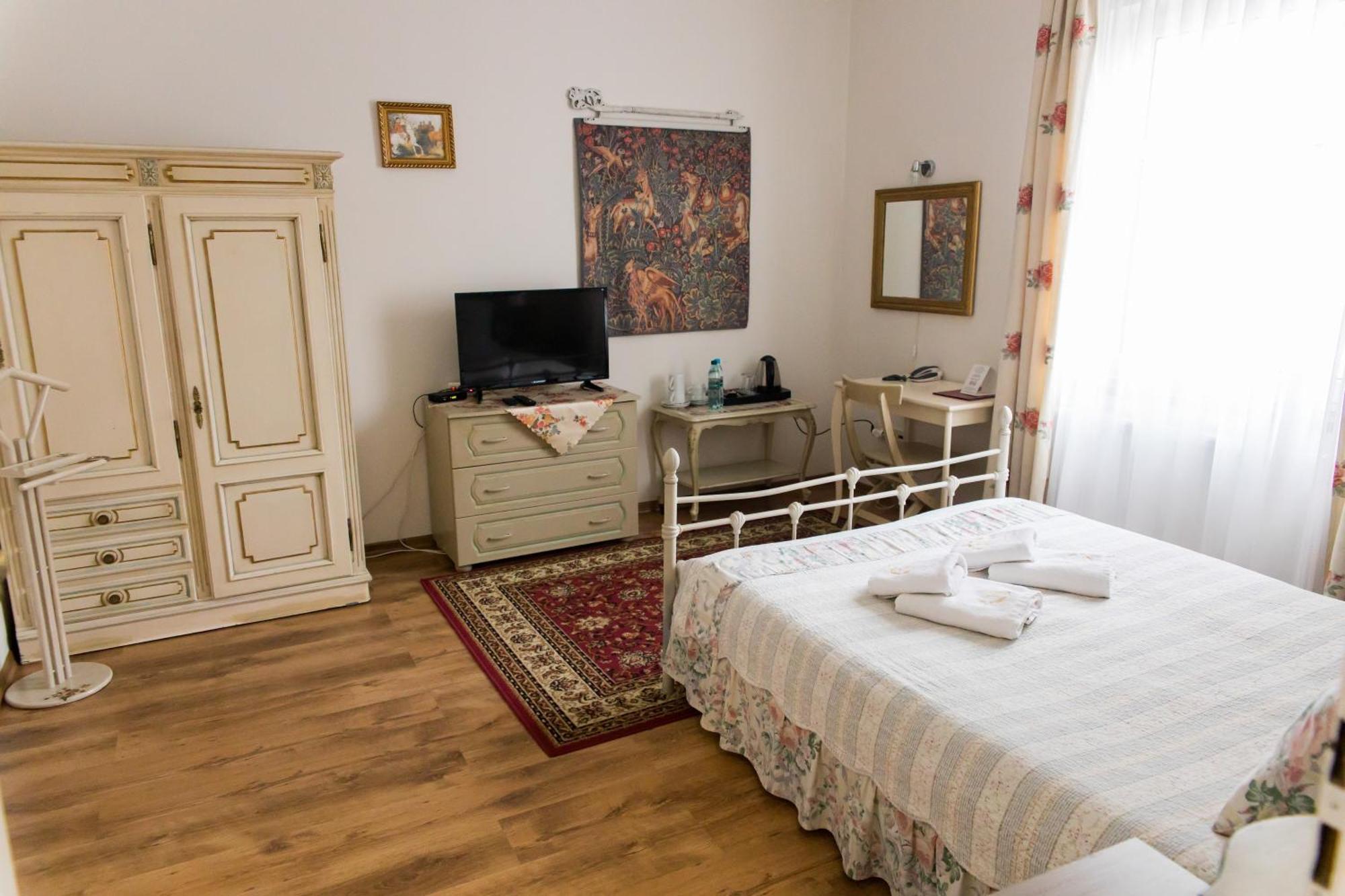 Hotel Napoleon Wroblew  Εξωτερικό φωτογραφία