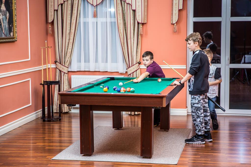 Hotel Napoleon Wroblew  Εξωτερικό φωτογραφία
